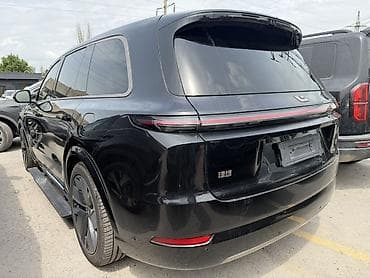 xpeng p7: Lixiang L9: 2025 г., 1.5 л, Автомат, Гибрид, Внедорожник — 5
