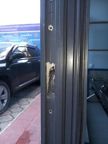 кленка для дверей: Дверная фурнитура оконная фурнитура москитные сетки безопасность — 4