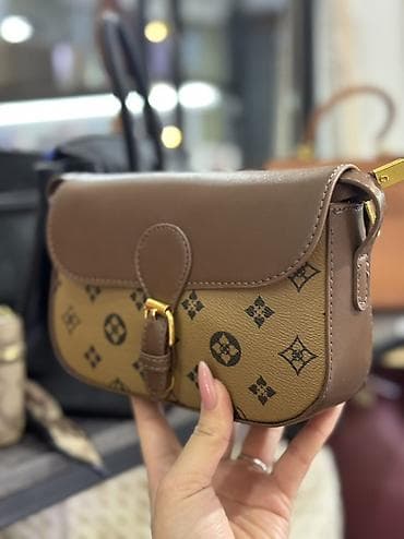 Классические сумки: Классическая сумка, Fendi, Материал: Искусственная кожа, Съёмный ремень, Женские — 8