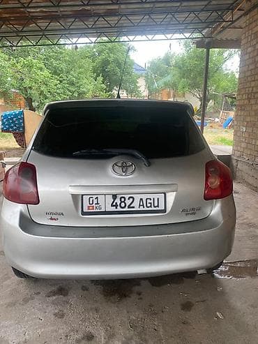 2007: Toyota Auris: 2007 г., Дизель, Хэтчбэк — 3