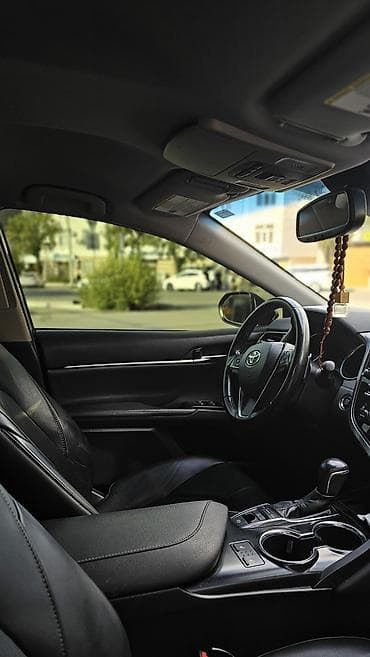 Продажа авто: Toyota Camry: 2019 г., 2.5 л, Автомат, Бензин, Седан — 6