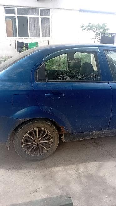 баа: Chevrolet Aveo: 2008 г., Кол менен иштөөчү, Седан — 3