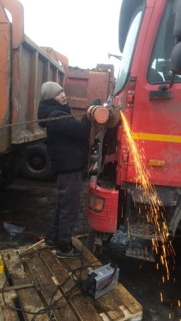 топчу тигем: Ищу работу на водителя на грузовой спецтехники стаж от 10 лет выше — 2