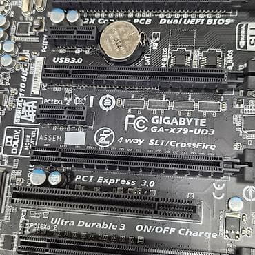 core 2: Материнская плата для ПК, Новый, Gigabyte, LGA2011, ATX — 6
