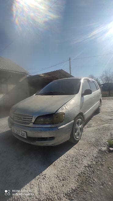 миниаен: Продаётся компактный праворульный минивэн/универсал серебристого — 5