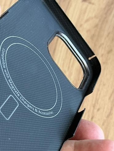 бу чехлы: Тонкий карбоновый чехол на iPhone 16 pro max для с поддержкой MagSafe — 7