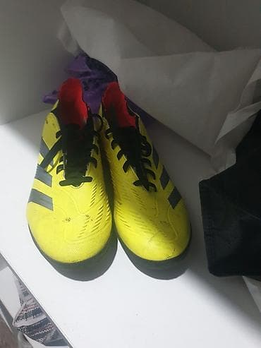 предаторы бутсы: Бутсы Adidas Predator ярко-желтого цвета с черными шнурками и — 5