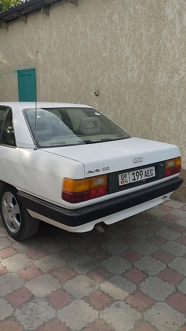 Продажа авто: Audi 100: 1990 г., 1.8 л, Механика, Седан — 3