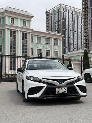 Унаа сатуу: Toyota Camry: 2021 г., 2.5 л, Вариатор, Гибрид, Седан — 1