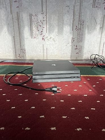PlayStation 4 Pro (CUH-71xx) с аксессуарами и играми Комплектация: - at lalafo.kg PlayStation 4 Pro (CUH-71xx) с аксессуарами и играми Комплектация: -