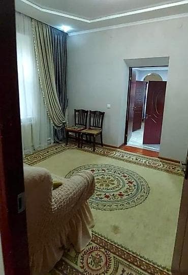 сдаю дом квартира: 🔥 СРОЧНО! Сдаю дом в ЦЕНТРЕ Бишкека! 🏡🔥 📍 Панфилова/Боконбаева. 🗝️ — 4