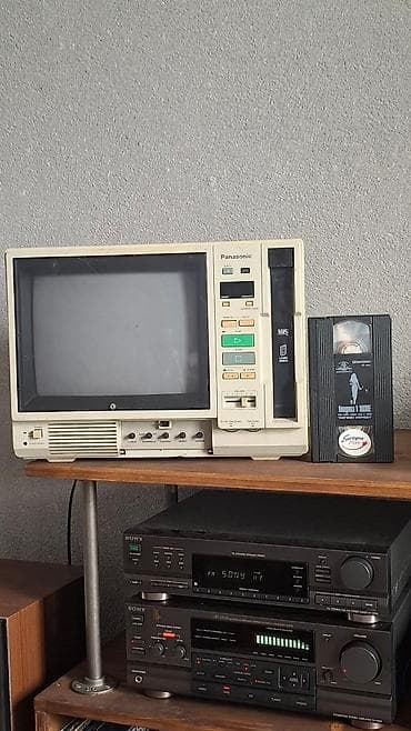 Монитор + плеер Panasonic 500 ag 1987 год, япония,полность рабочий