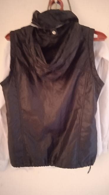 red centr: Жилет безрукавка женский, черный - Легкий ветровочный материал с — 9