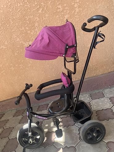 Детский трехколесный велосипед с родительской ручкой и козырьком