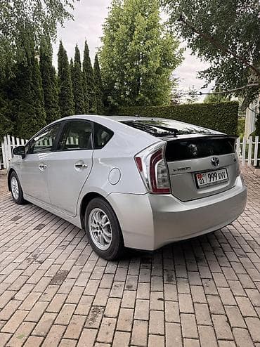 гибрид батареи: Toyota Prius: 2015 г., 1.8 л, Вариатор, Гибрид, Хэтчбэк — 2