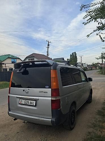 step rf3: Honda Stepwgn: 2001 г., 2 л, Автомат, Бензин, Минивэн — 4