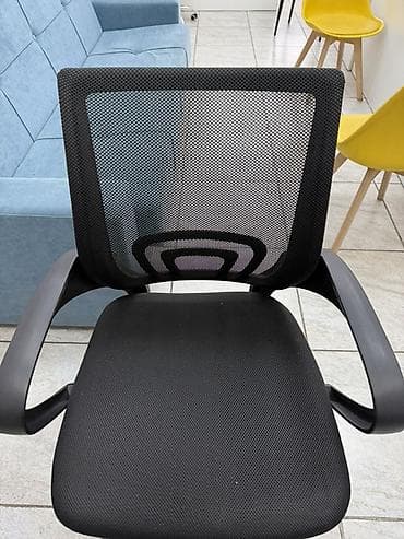 Офисное кресло, С колесиками, цвет - Черный