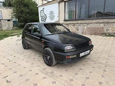 e klass: Volkswagen Golf: 1995 г., 2 л, Механика, Бензин, Хэтчбэк — 1