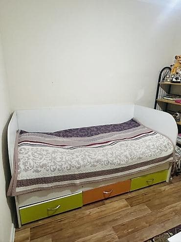 table study: Детский мебельный комплект для комнаты школьника Состав: - — 2