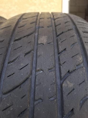 Комплект из 4 летних шин Kumho Crugen 225/60 R18 104V — 4
