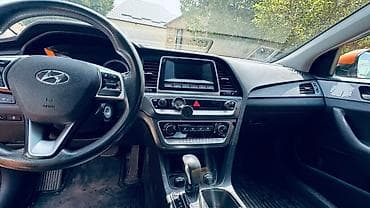 Продажа авто: Hyundai Sonata: 2019 г., Седан — 5