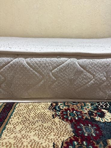 uth 170: Матрас 🛏️ Состояние хорошая 🥳 Ширина : 150 см Длина : 196 см — 2