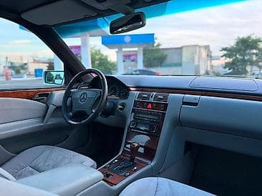 Mercedes-Benz E-Class: 1999 г., 4.3 л, Автомат, Бензин, Седан — 8