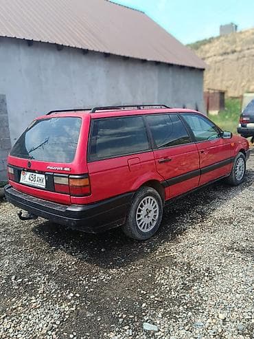 Унаа сатуу: Volkswagen Passat Variant: 1991 г., 1.8 л, Кол менен иштөөчү, Бензин, Универсал — 1