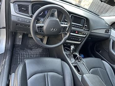 Hyundai Sonata: 2019 г., 2 л, Автомат, Газ, Седан — 9