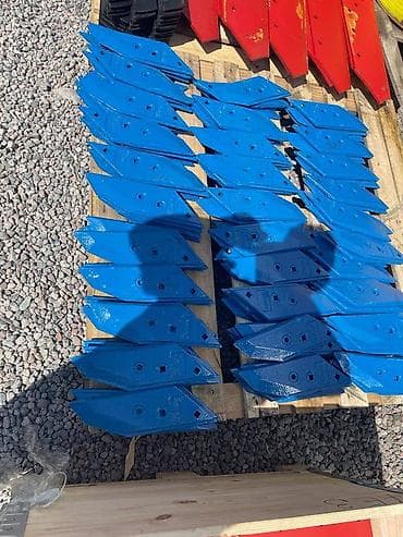 Зоотовары: Продаем лемех, долото, полевая доска, нагрудник, перо на импортные — 4