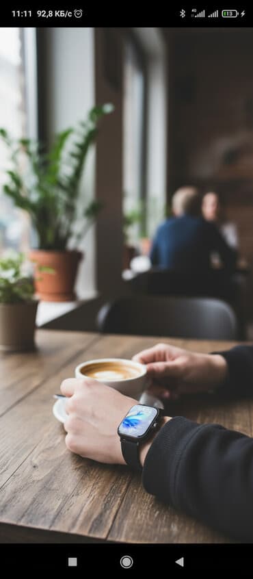 Смарт‑часы, цвет: черный. Ключевые особенности: - Прямоугольный