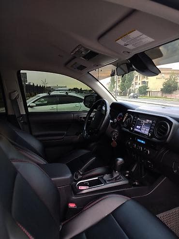 китайский пикап: Toyota Tacoma: 2023 г., 3.5 л, Автомат, Бензин, Пикап — 3