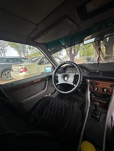 мерседес w190 фара: Mercedes-Benz W124: 1987 г., 2 л, Механика, Дизель, Седан — 5