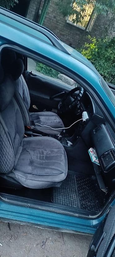 Унаа сатуу: Volkswagen Passat Variant: 1992 г., 1.8 л, Кол менен иштөөчү, Бензин, Универсал — 6