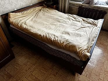 спальна: Двуспальная кровать, С матрасом, длина - 200 см — 3