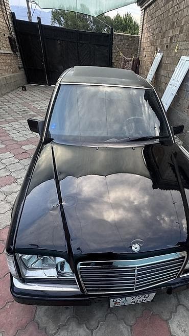 полик 5 д: Капот Mercedes-Benz, Б/у — 5