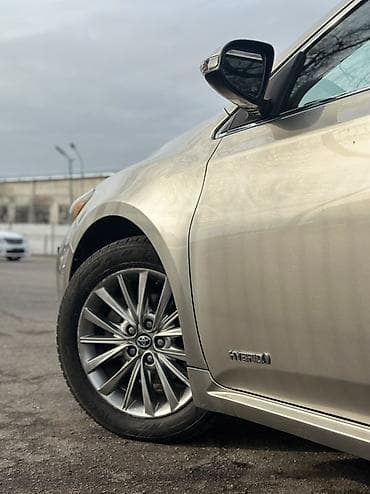 outback 2017: Toyota Avalon: 2017 г., 2.5 л, Вариатор, Гибрид, Седан — 7