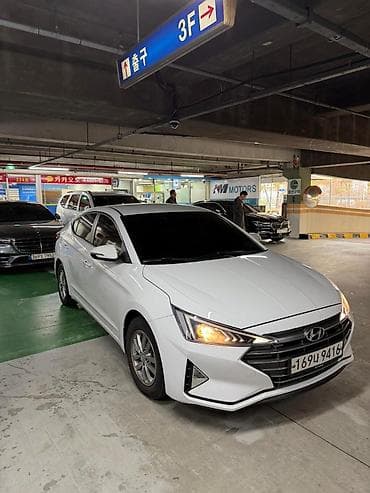 авто за 4000: Hyundai Avante: 2019 г., 1.6 л, Вариатор, Бензин, Седан — 2