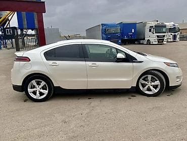 мини машина электро: Chevrolet Volt: 2014 г., 1.4 л, Вариатор, Гибрид, Лифтбек — 4