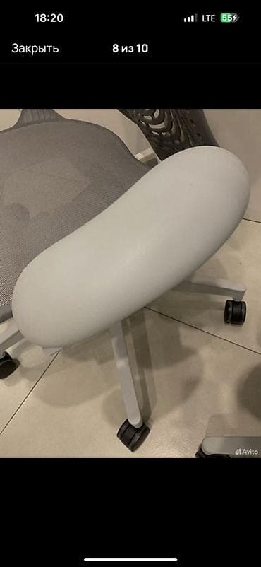 Офисные кресла: Эргономичные офисные кресла Herman Miller Mirra 2 с перфорированной — 8