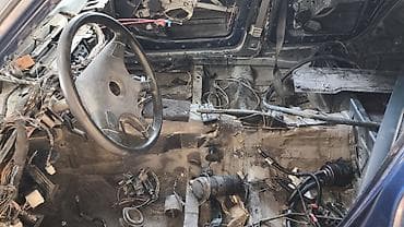 чехол 570: BMW 5 series: 1993 г., 4.4 л, Седан — 10