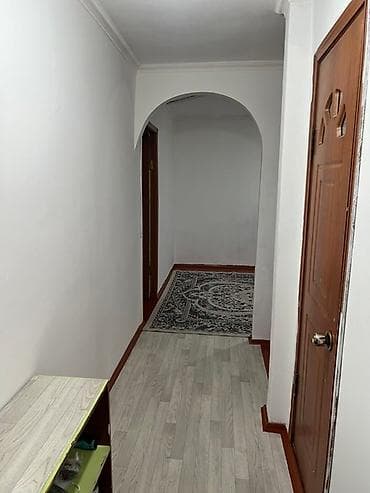 рабочим городоктон квардира полдома берилет: 2 комнаты, Без мебели — 1