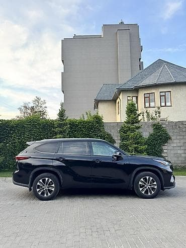сапок бампер: Toyota Highlander: 2021 г., 2.5 л, Автомат, Гибрид, Кроссовер — 3