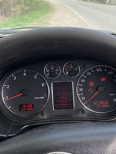 мерс ешка 124: Audi A3: 2003 г., 1.8 л, Автомат, Бензин, Хэтчбэк — 4