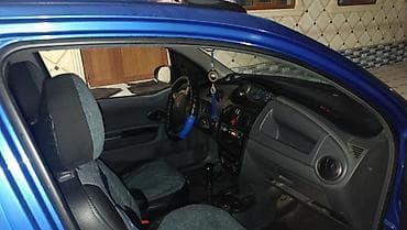 купить автомобиль audi a4: Mini : 2008 г., Механика, Бензин, Хэтчбэк — 1