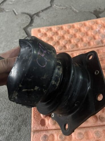 Подушка мотора Honda 2001 г., Оригинал, Япония