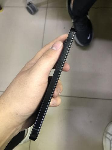 samsung 30: IPhone 16 Pro Max, Б/у, 256 ГБ, Графит — 3