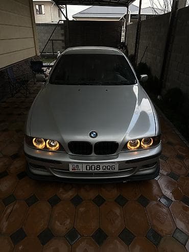 BMW 5 series: 2001 г., 3 л, Механика, Бензин, Седан