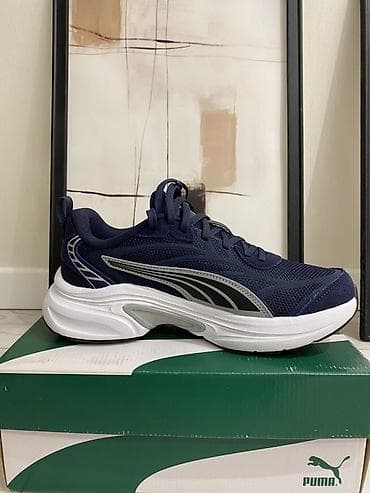 Жеке буюмдар: Эркектердин кроссовкасы, 40, Puma, Жаңы, түсү - Көк — 10