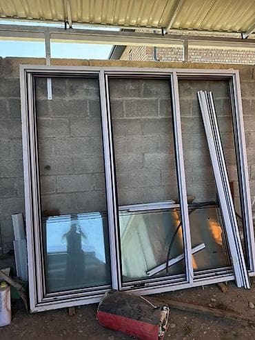 продажа опалубка: Продается окно Зштук Б/У со стеклом
Размер 2,26х2,31
Цена договорная — 1